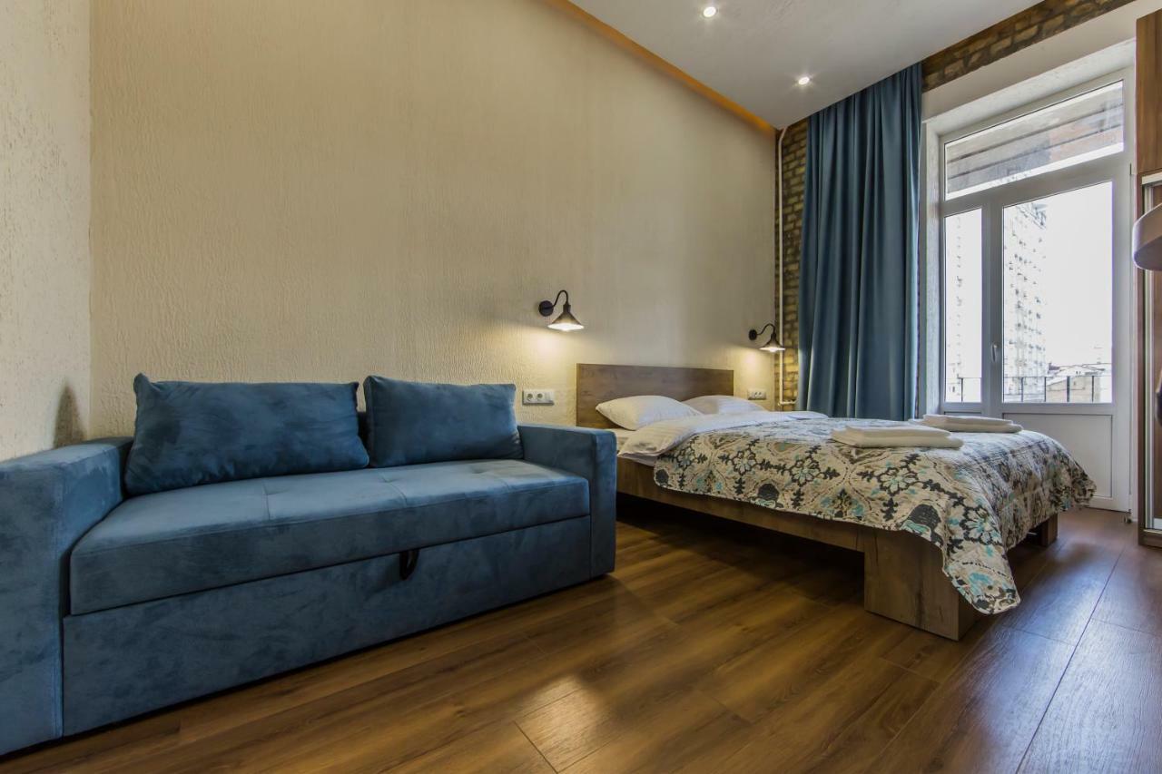 Kyiv Family Loft Apartment ภายนอก รูปภาพ