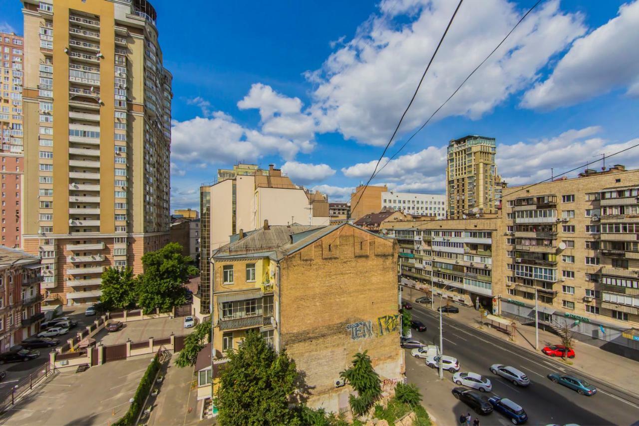 Kyiv Family Loft Apartment ภายนอก รูปภาพ