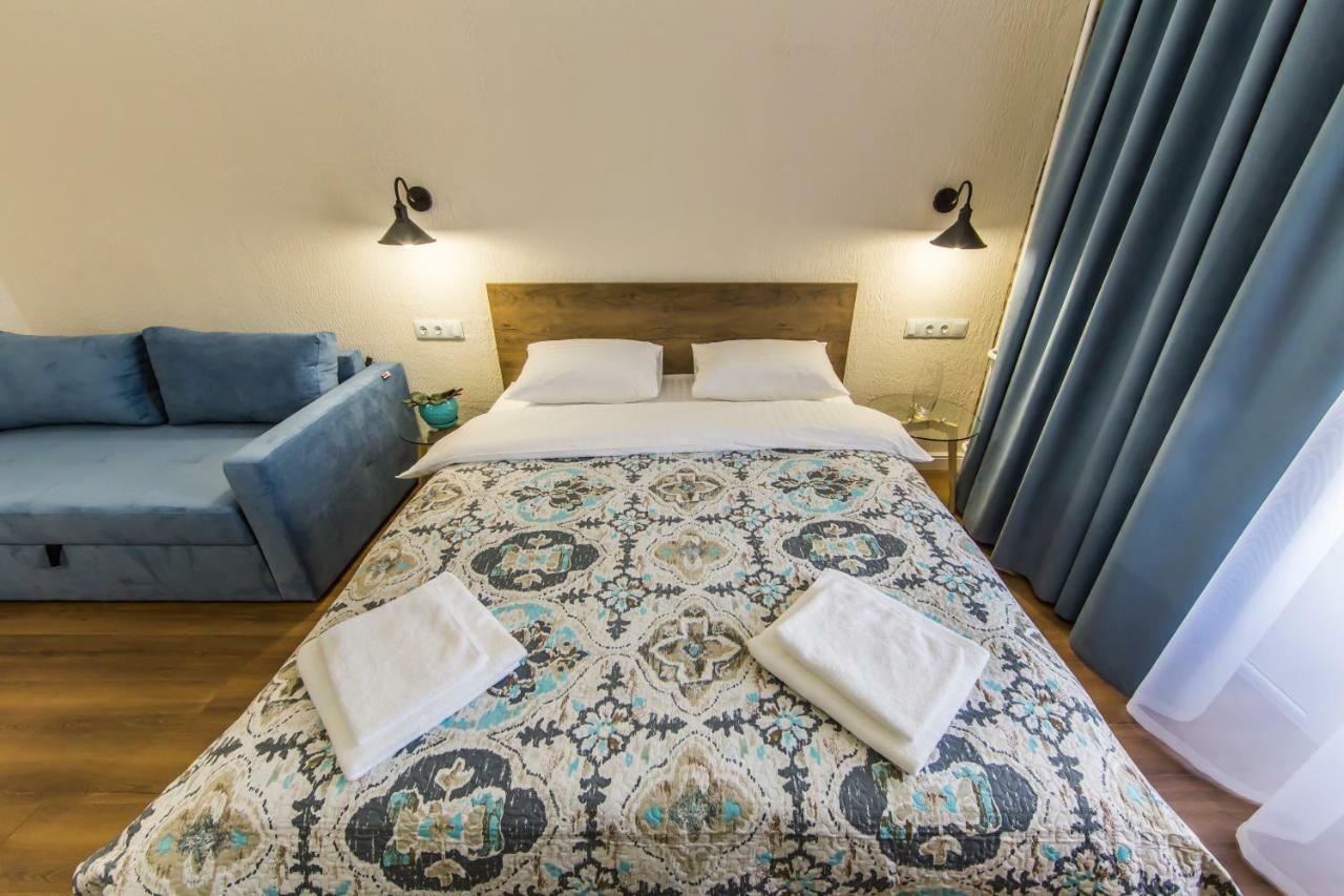 Kyiv Family Loft Apartment ภายนอก รูปภาพ