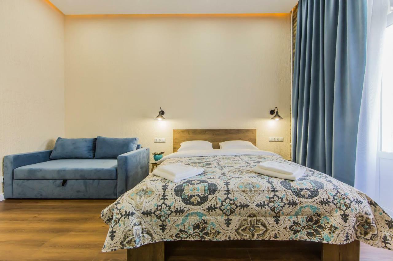 Kyiv Family Loft Apartment ภายนอก รูปภาพ