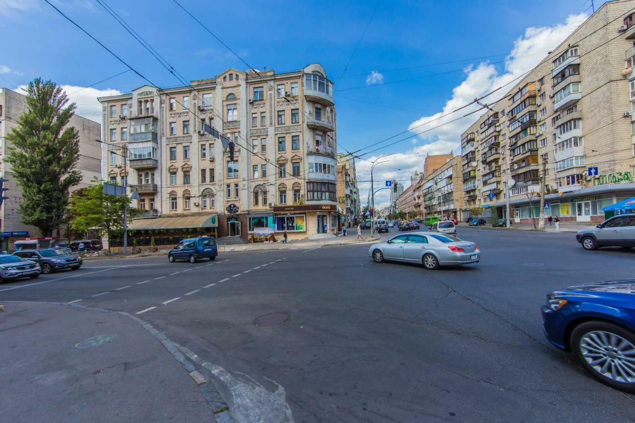 Kyiv Family Loft Apartment ภายนอก รูปภาพ