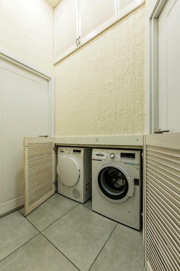 Kyiv Family Loft Apartment ภายนอก รูปภาพ